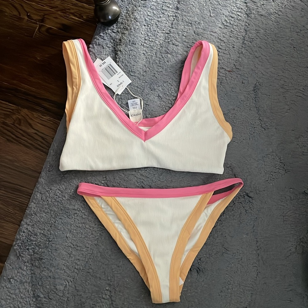 NWT L Space swimsuit